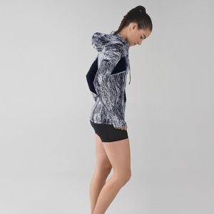 Lululemon runbeam hoodie (rare find!)